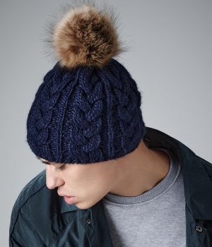 Čepice beanie s bambulí Cable Beechfield (B410)